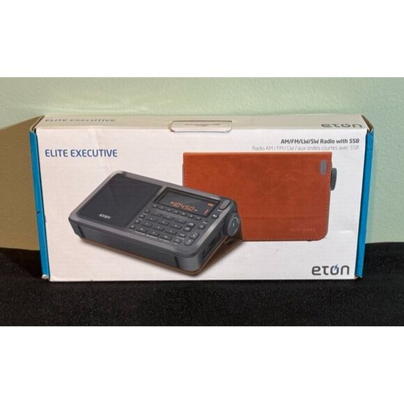 Eton Elite Executive Mini AM/FM Shortwave Digital Radio - w/ Leather Case - Read - Picture 1 of 3